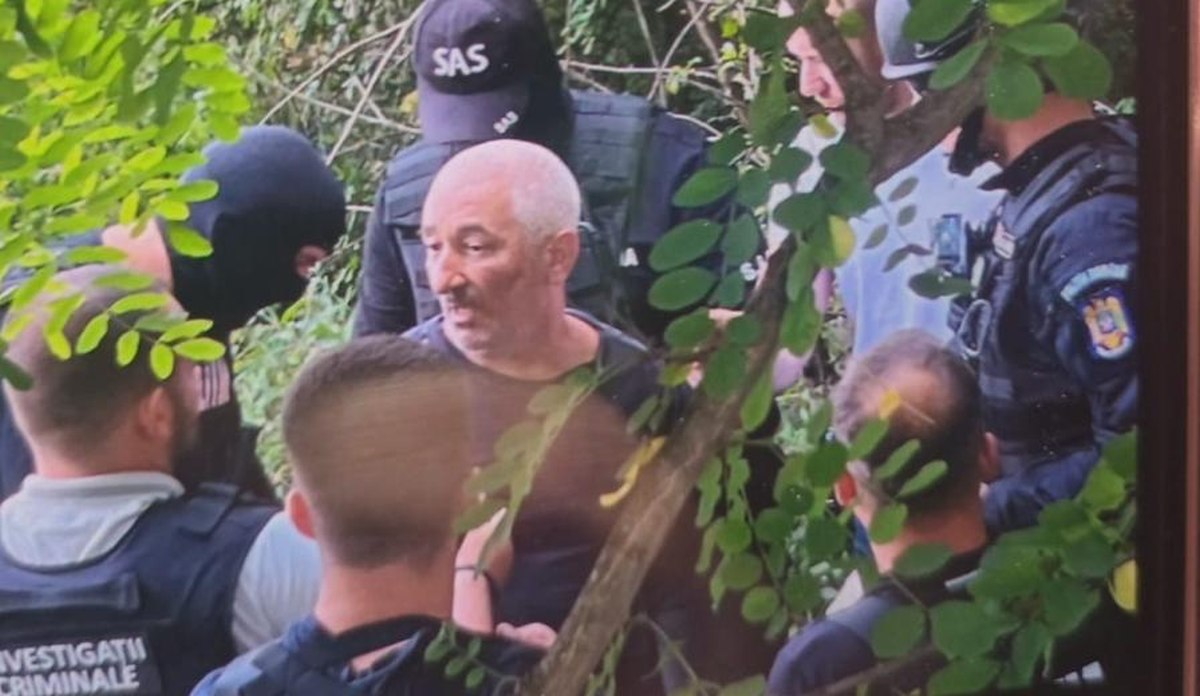 „Pistolarul din Gorj” care l-a împușcat pe iubitul fostei sale soții a fost prins după o săptămână