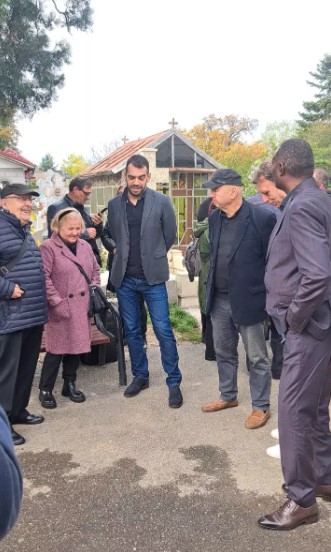 Ce au scris cei de la Grupul Vouă pe coroana de flori de la înmormântarea actriței Marinela Chelaru
