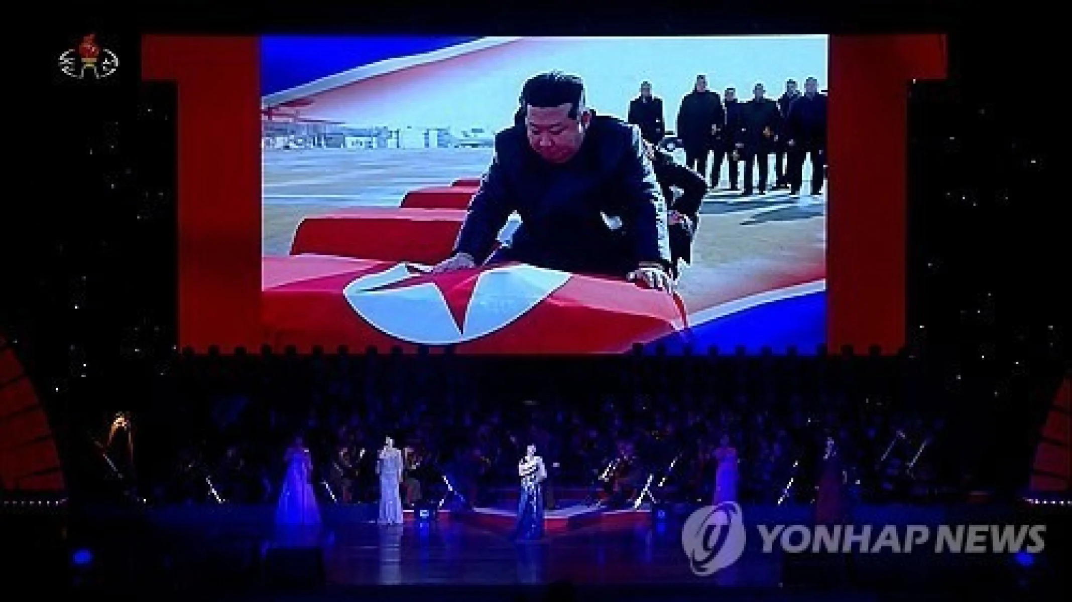 Coreea de Nord a prezentat primele imagini cu soldații săi trimiși la luptă în Ucraina: Kim Jong-un apare în poze lângă sicriele lor