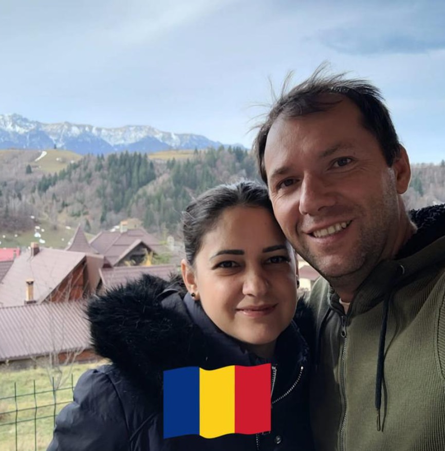 Cine este și cu ce se ocupă fratele Mirabelei Grădinaru. Bogdan are peste 15 ani de experiență în IT, este căsătorit și are doi copii