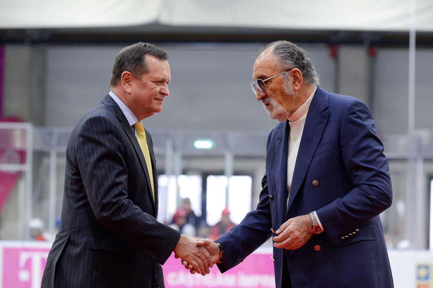 Patinoarul construit de Ion Țiriac, la Otopeni, a fost inaugurat / GALERIE FOTO