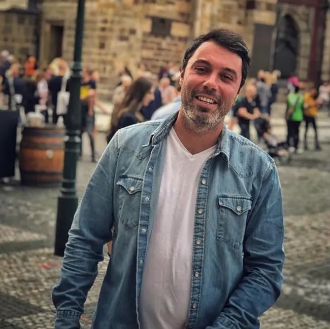 Cosmin Georgescu are un club cu trei terenuri pe malul lacului Herăstrău. Ce sport a făcut fiul lui Călin Georgescu
