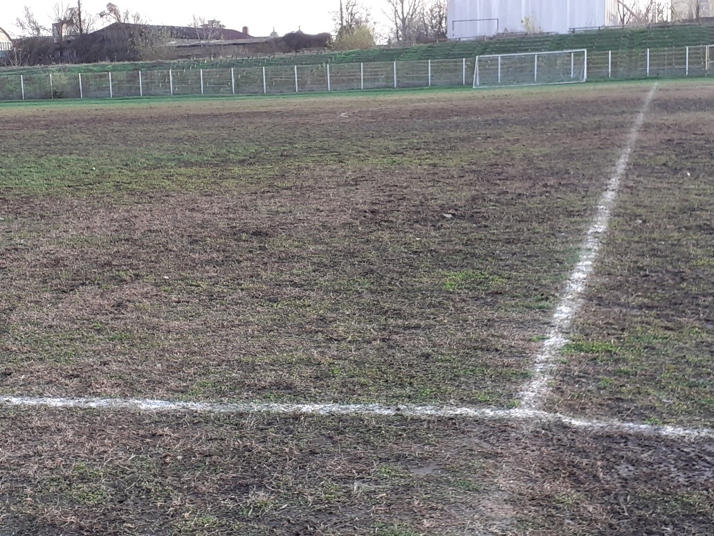 Stadionul din Calafat pe care s-a lansat Gică Popescu a ajuns o ruină! Clubul, prins la mijloc în disputele dintre primar și consilierii locali