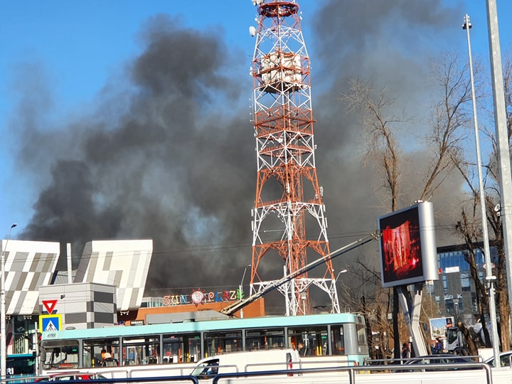 Incendiu puternic în Delta Văcărești. ISU București: Focul a fost provocat