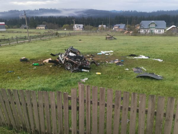 Cine e șoferul care a făcut ghem un Maserati și a murit în el, împreună cu doi prieteni, în Suceava