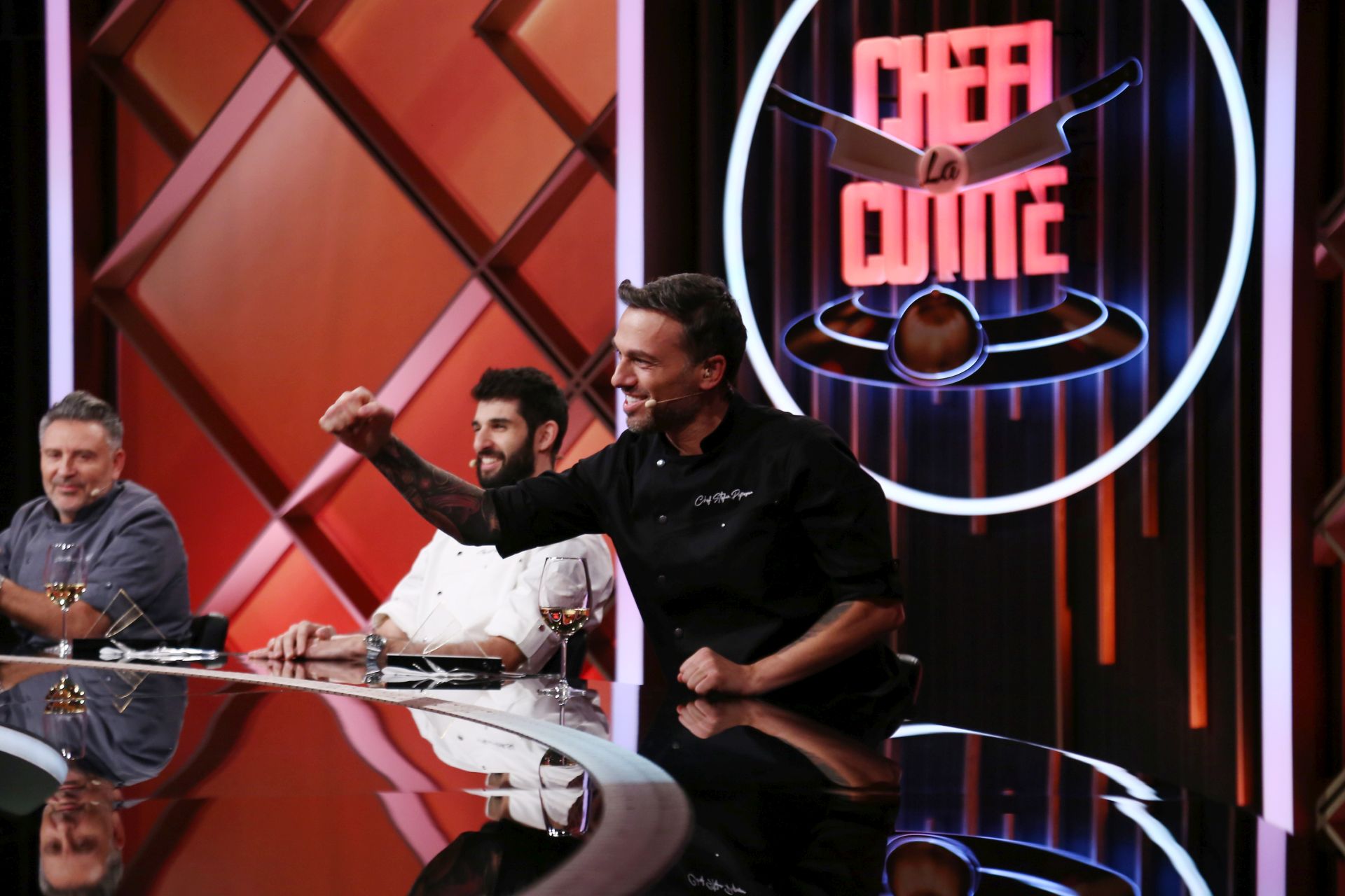 Detalii din viața lui Orlando Zaharia, jurat la „Chefi la cuțite”. El a acumulat cele mai multe puncte până acum, în emisiunea de la Antena 1