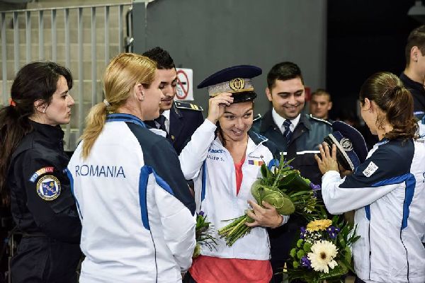 Fetele cochetele! Halep, Niculescu, Mitu și Olaru au impresionat la dineul oficial. ^Programul de la România-Cehia (Fed Cup) / FOTO&VIDEO