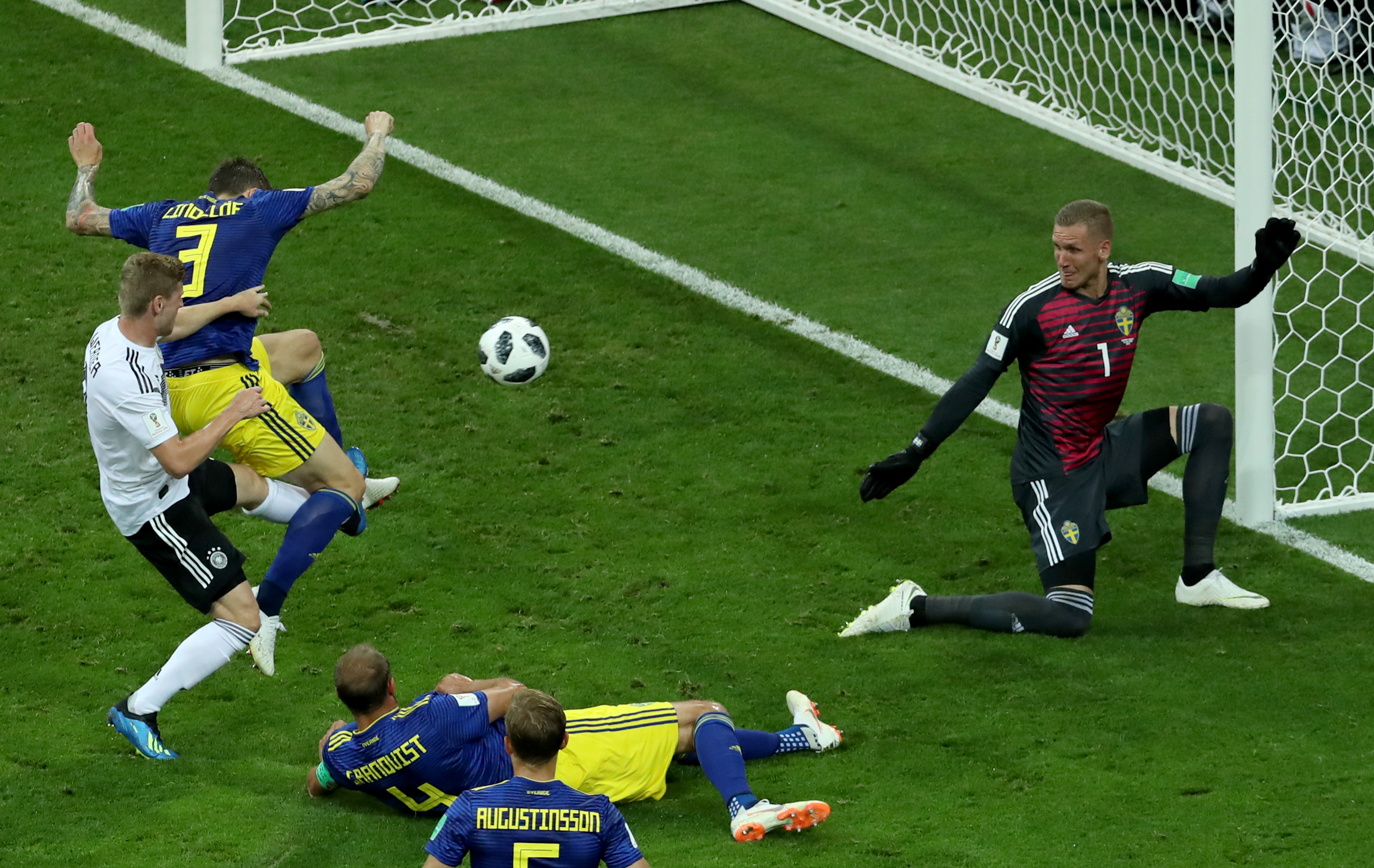 Germania - Suedia 2-1, în grupa F de la Campionatul Mondial de fotbal Rusia 2018. Toni Kroos a salvat campioana mondială la ultima / VIDEO