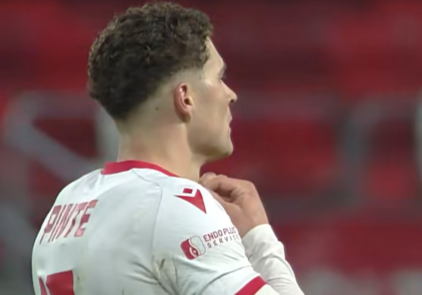 Megbüntette meztépő játékosát a Budapest Honvéd: „Mindent megteszek azért, hogy jóvá tegyem” – videó