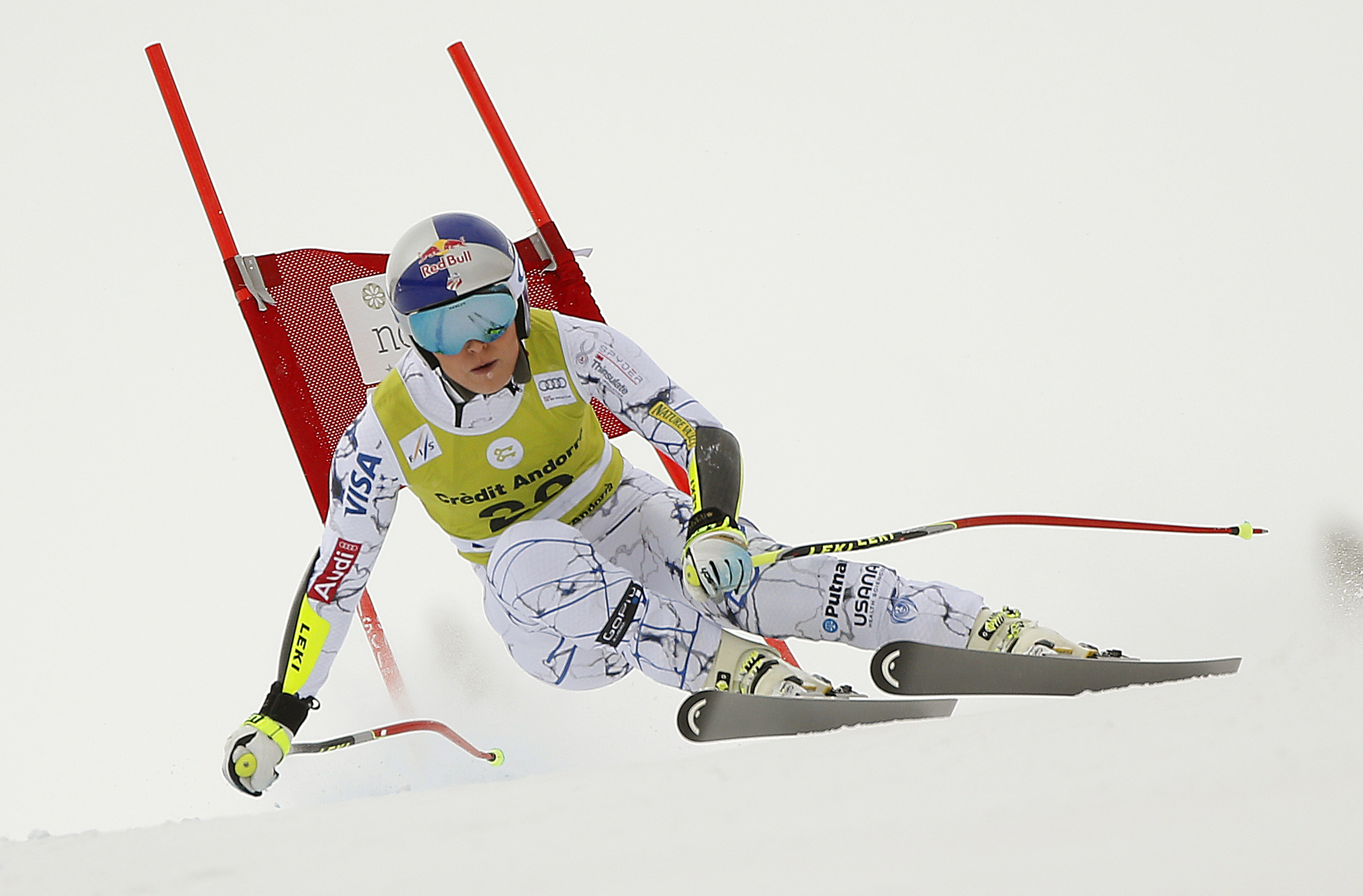 Schioarea Lindsey Vonn și-a liniștit fanii, după accidentarea suferită la genunchi / VIDEO