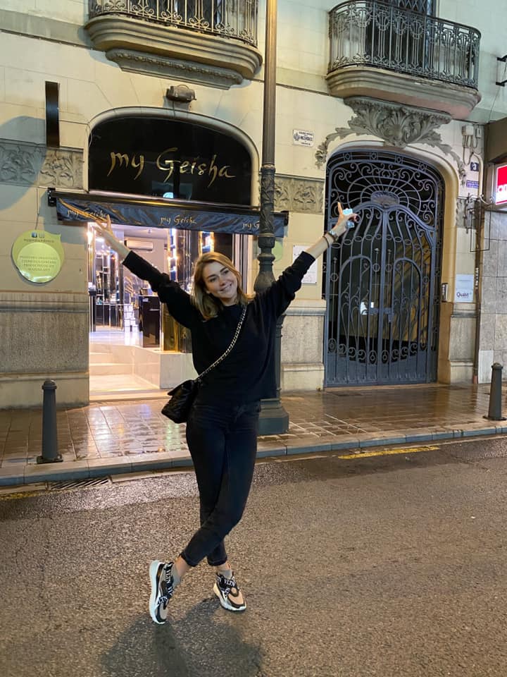 Cine i-a împrumutat Denisei Tănase 500 de euro, ca să pornească afacerea cu parfumuri: „N-am început pe banii soțului”
