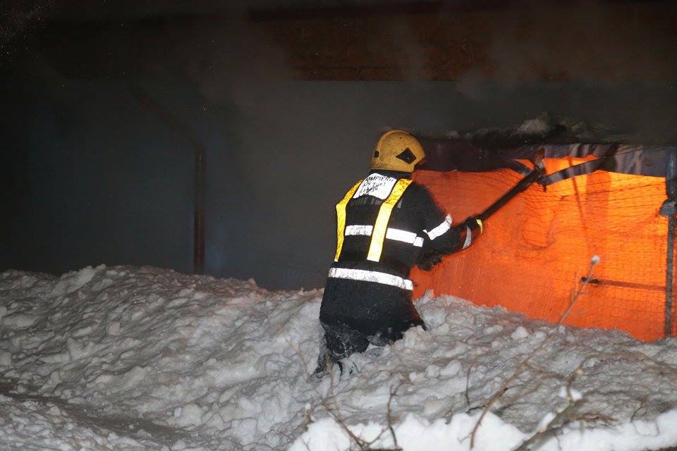 UPDATE | Incendiu la Circul Globus. 11 animale, printre care doi tigri, au pierit în flăcări. Ce spun anchetatorii / VIDEO&FOTO