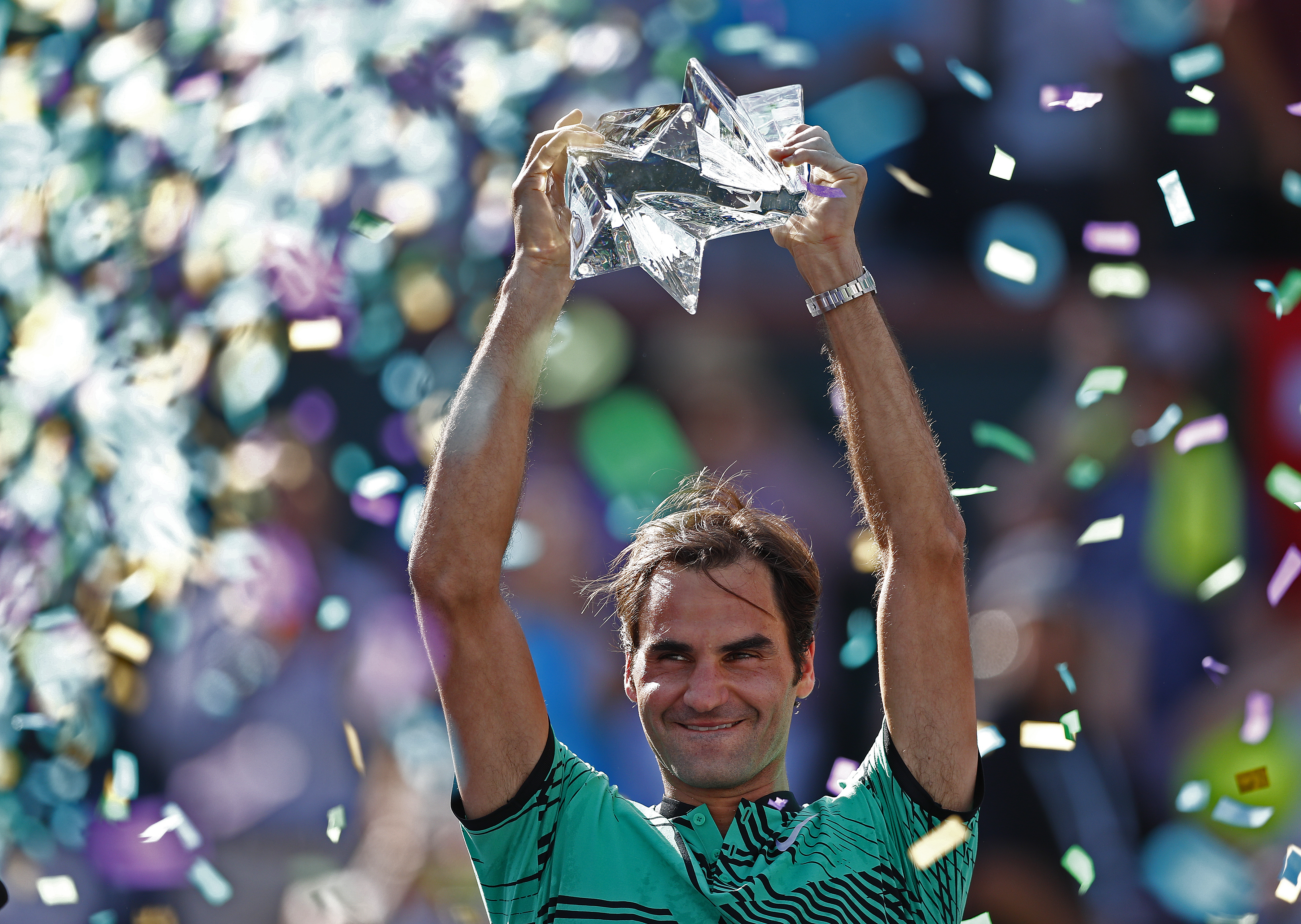 Roger Federer a câștigat turneul de la Indian Wells. L-a bătut pe Stan Wawrinka și a ajuns la al 90-lea turneu câștigat în carieră / FOTO