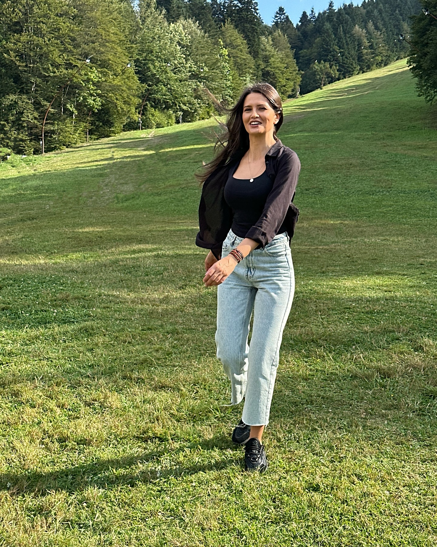Greu de crezut, dar adevărat. Pe ritmurile cărui artist a crescut Iulia Pârlea! „Chiar ascultam muzica lui în adolescență”/VIDEO EXCLUSIV