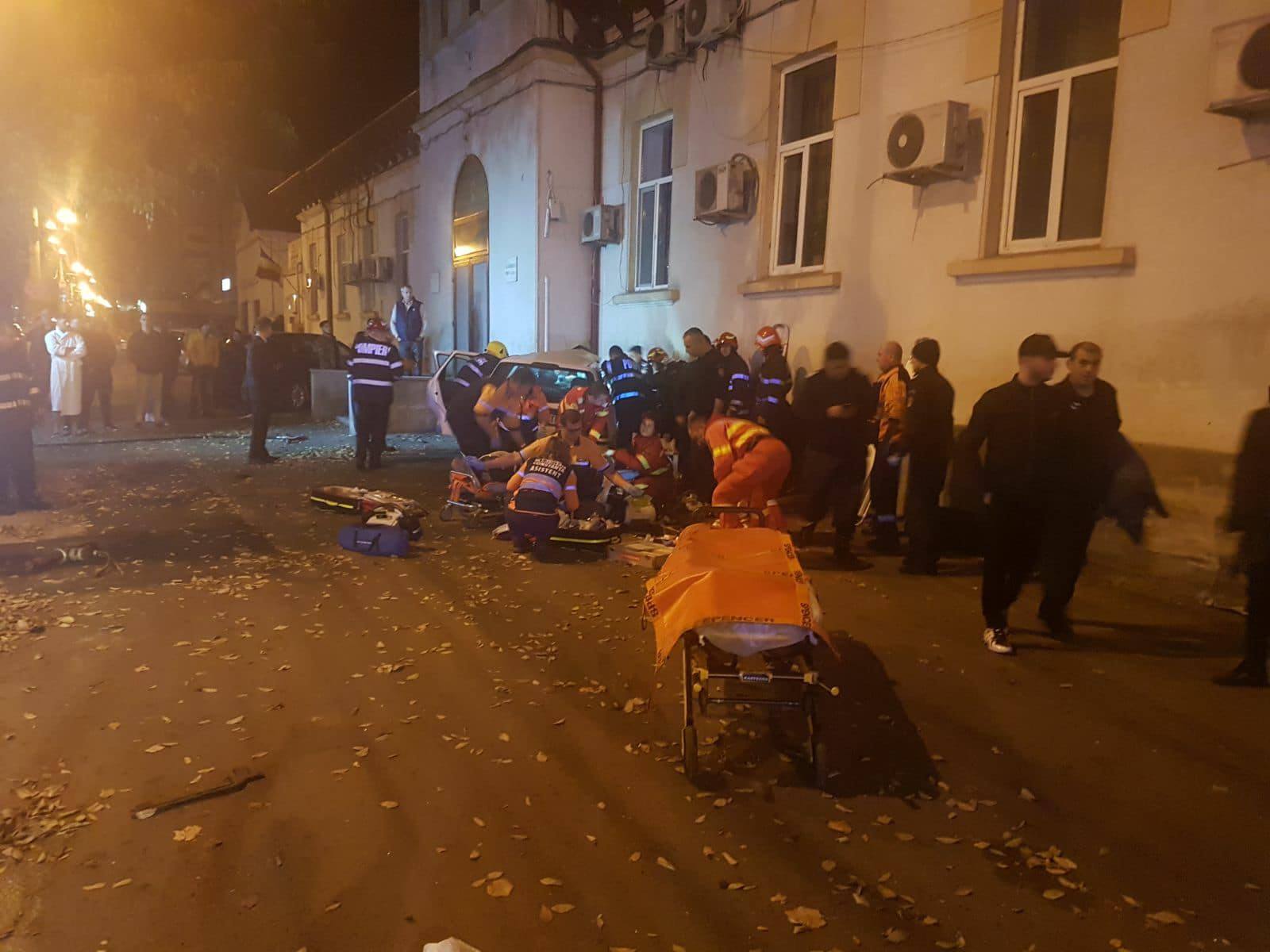Accident în Constanța: o mașină s-a izbit în sediul ISU Dobrogea. Două persoane au murit
