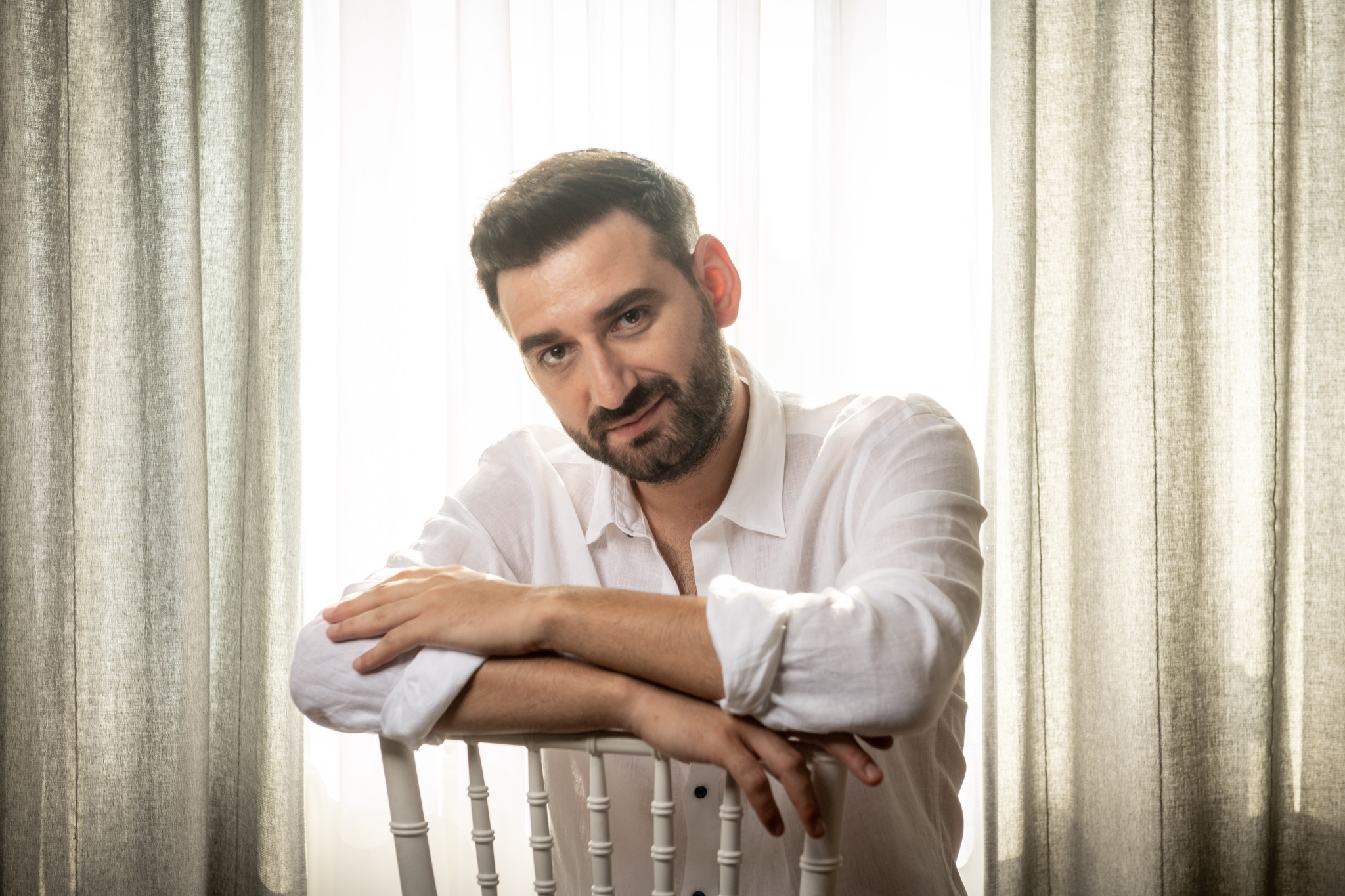 Cine este Cosmin Vîjeu de la Asia Express 2024. Face echipă cu Adrian Nartea