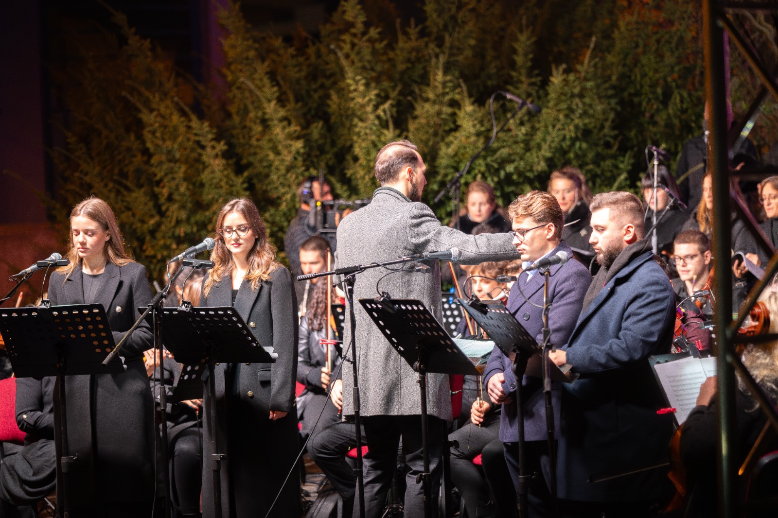 3.000 de oameni în Cimitirul Central Házsongárd din Cluj, la concertul de Luminație