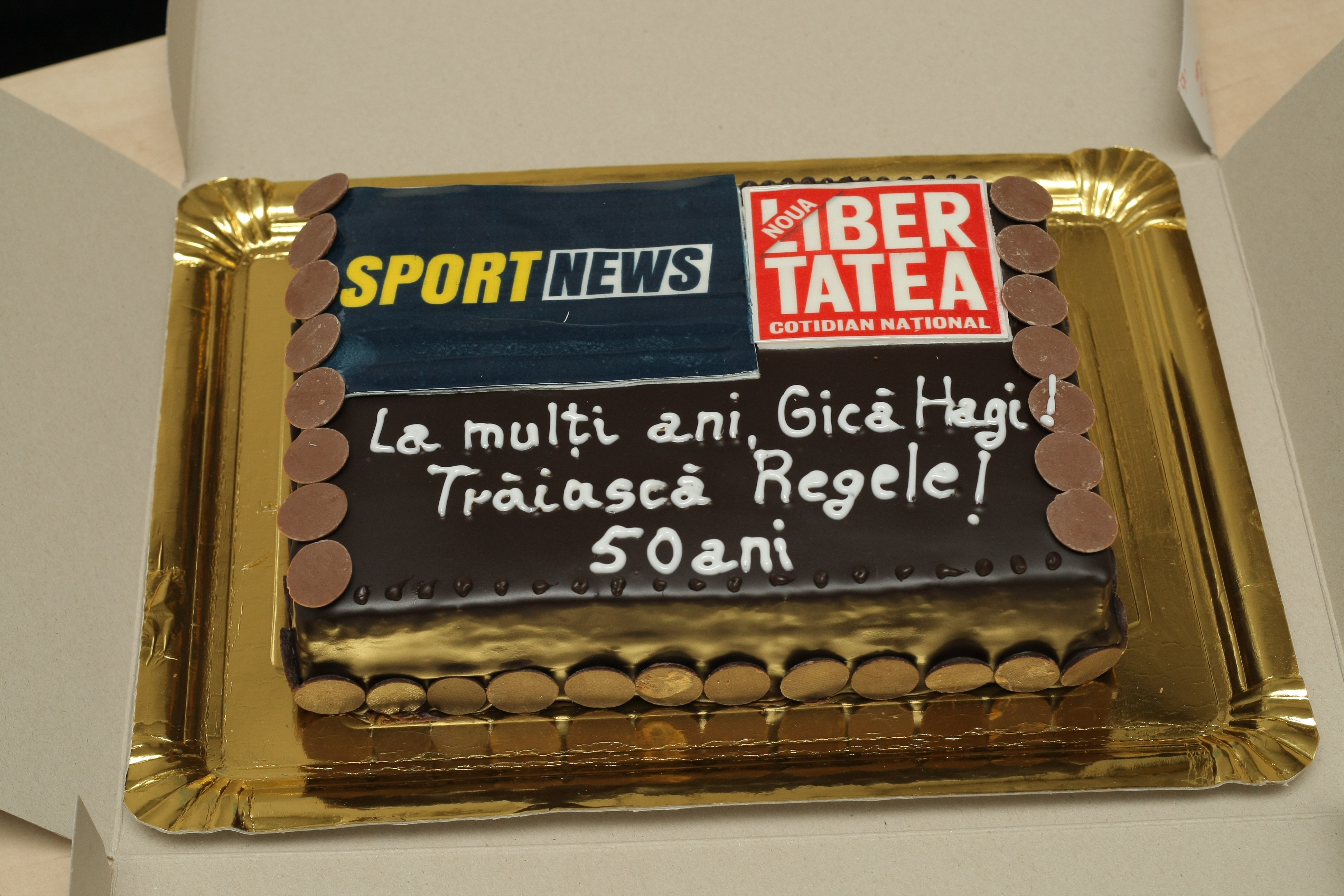Gică Hagi 50 - ”Regele” a fost mișcat când a citit ce se striga pe străzi în 1994, la Campionatul Mondial din SUA: ^”Iliescu minte, Hagi președinte!” / VIDEO&GALERIE FOTO
