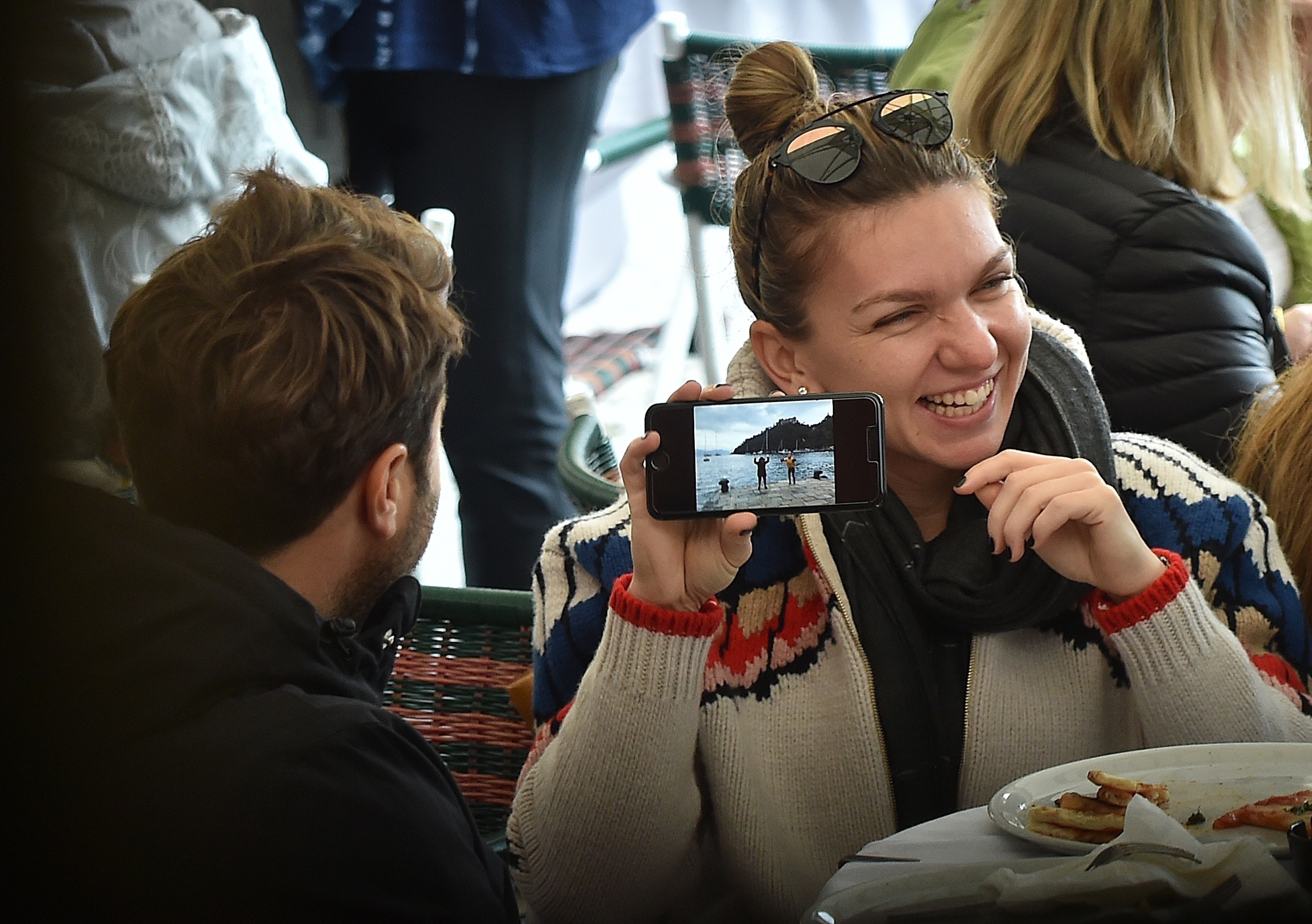 Iubitul Simonei Halep și-a luat concediu, pentru a scăpa de presiunea mediatică | GALERIE FOTO & VIDEO