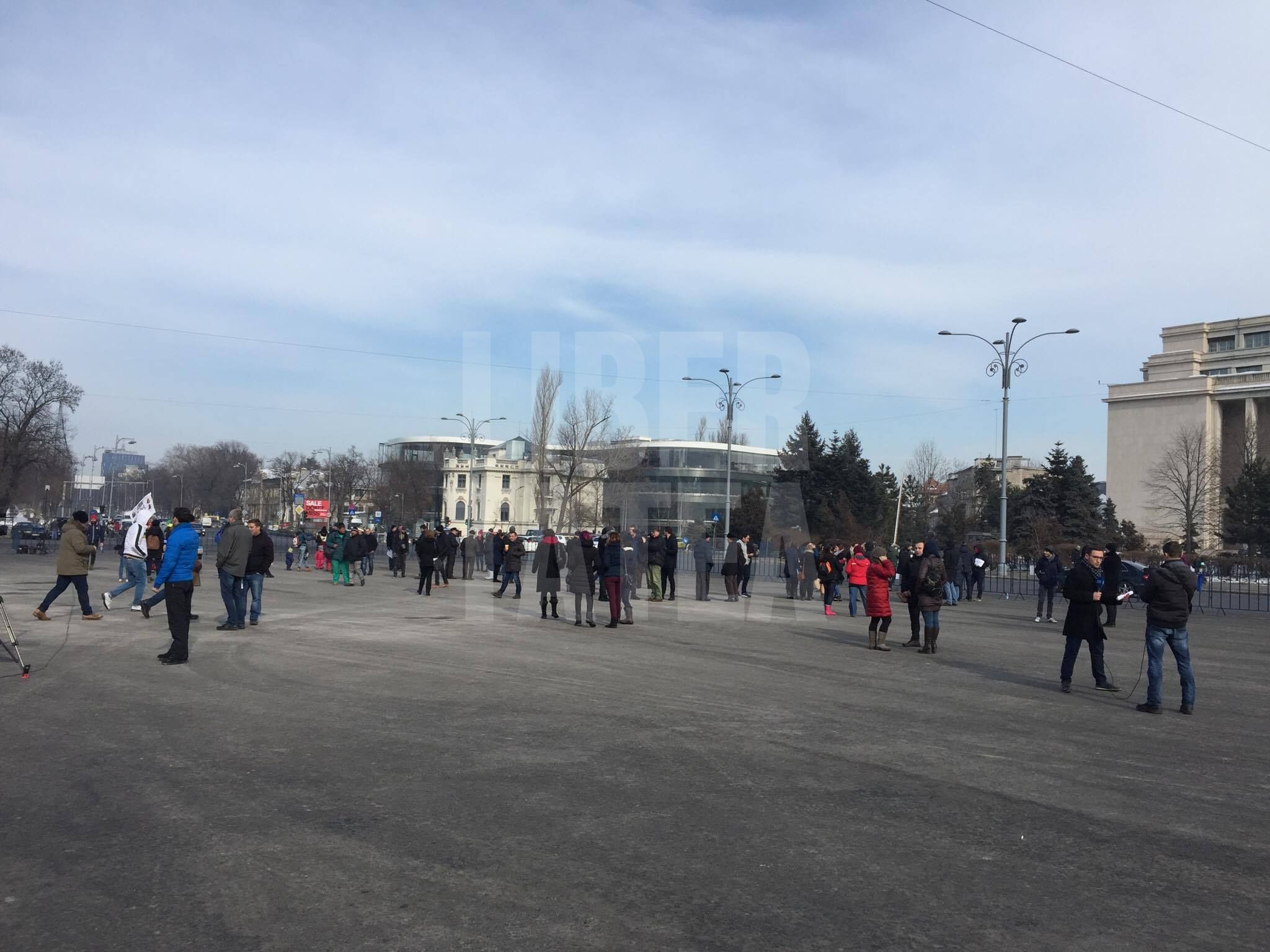 A patra zi de proteste. 300.000 de oameni au ieșit în stradă în toată țara | FOTO & VIDEO
