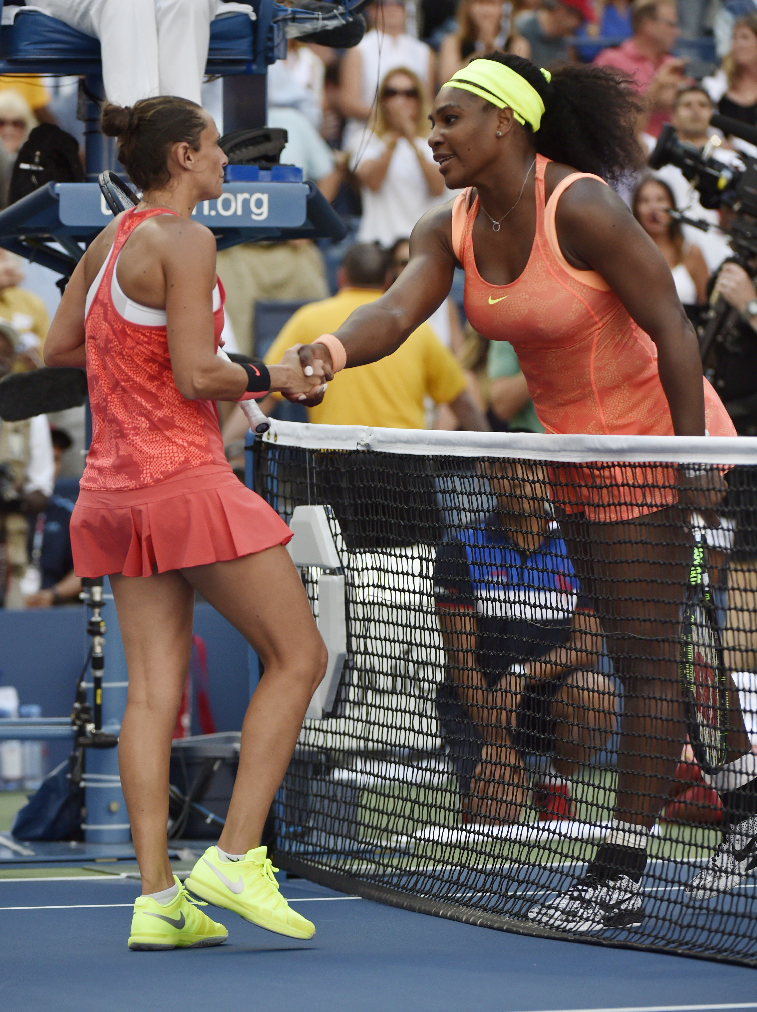 Nebunie! 11 septembrie, zi blestemată pentru SUA! ^Serena ratează finala la US Open și șansa de a face Marele Șlem, după un joc epic cu Vinci! / FOTO