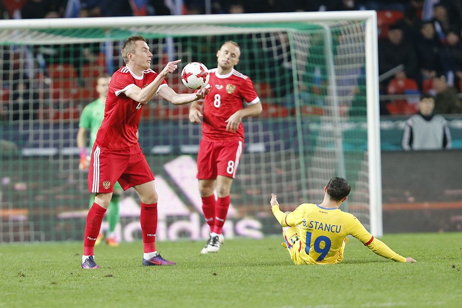 Rusia - România 1-0. Ce păcăleală! Christoph Daum a jucat la egal, dar a pierdut în ultima secundă. Din ofsaid! | LIVEBLOG