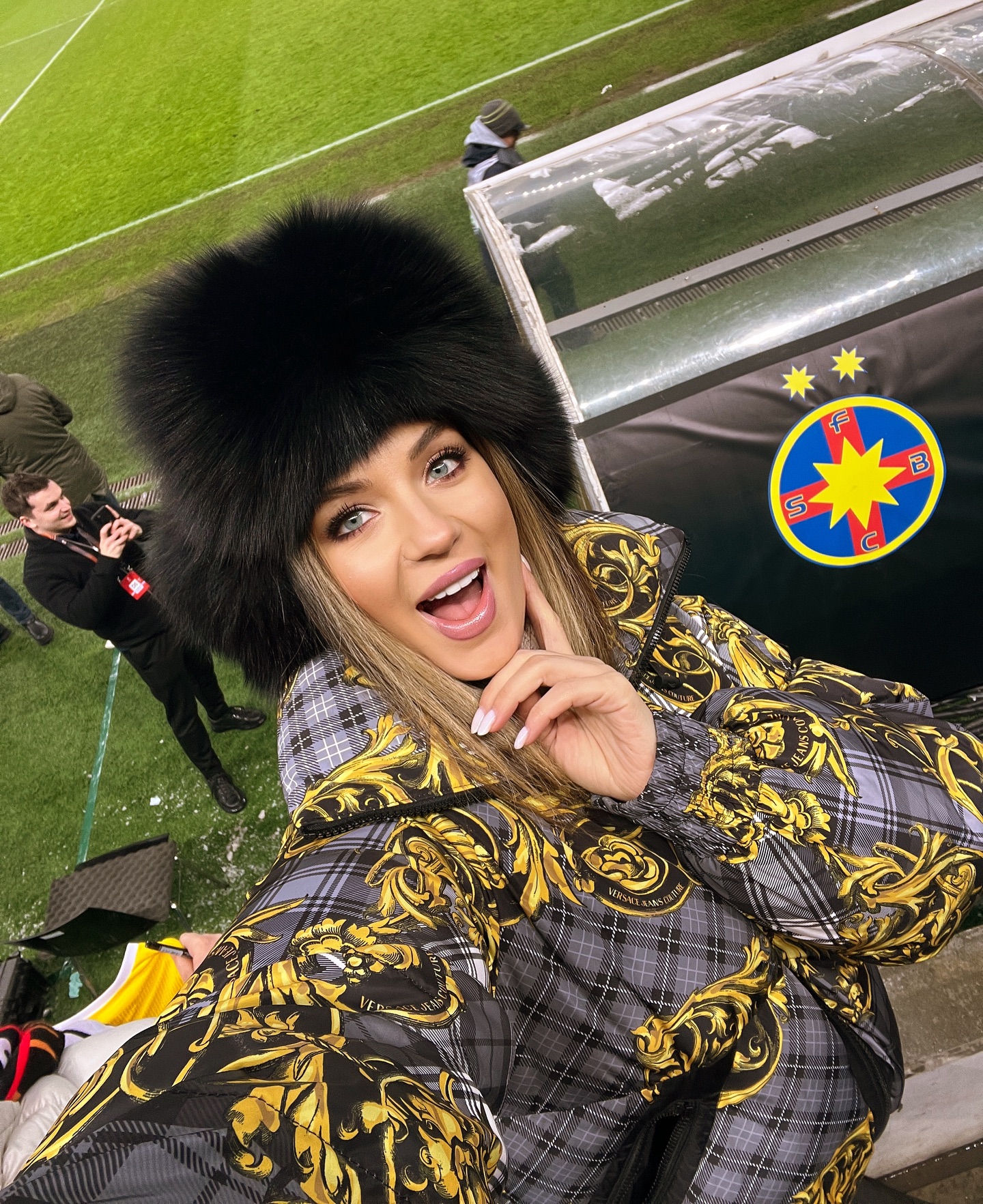 Mesaj de susținere pentru FCSB de la o artistă, înaintea meciului cu Lyon: „Voi cânta și voi scanda”