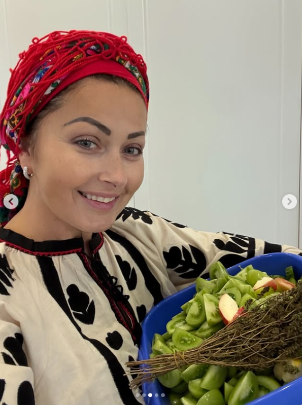 Rețeta de murături asortate recomandată de Gabriela Cristea. Cu ce se laudă vedeta. „Să aveți belșug cu carul”