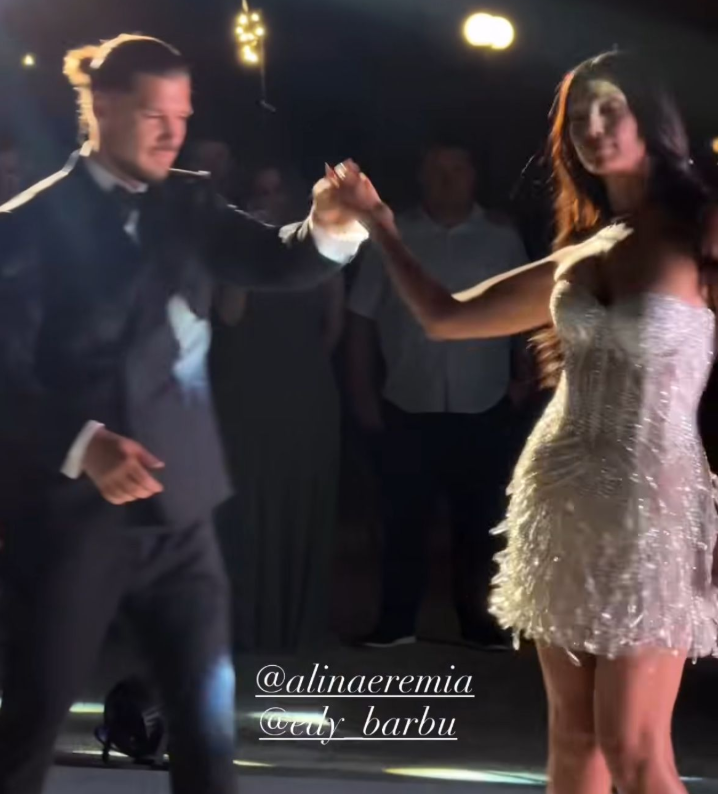 Alina Eremia și Eduard Barbu s-au căsătorit după 8 ani de relație. Artista a purtat în ziua nunții două rochii de mireasă spectaculoase