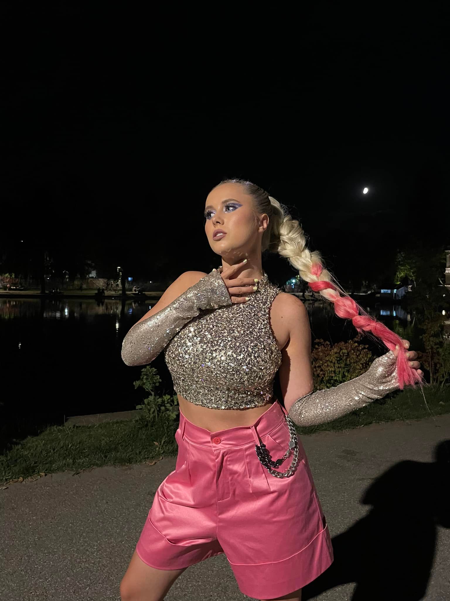 Cerere în căsătorie pe scena de la UNTOLD 2022. Doi artiști s-au logodit la festival