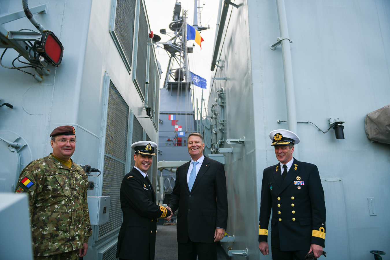 FOTO | Mesajul lui Iohannis, după cel mai mare exercițiu NATO din Marea Neagră: „Sunt foarte mândru de voi şi de munca pe care aţi depus-o!”