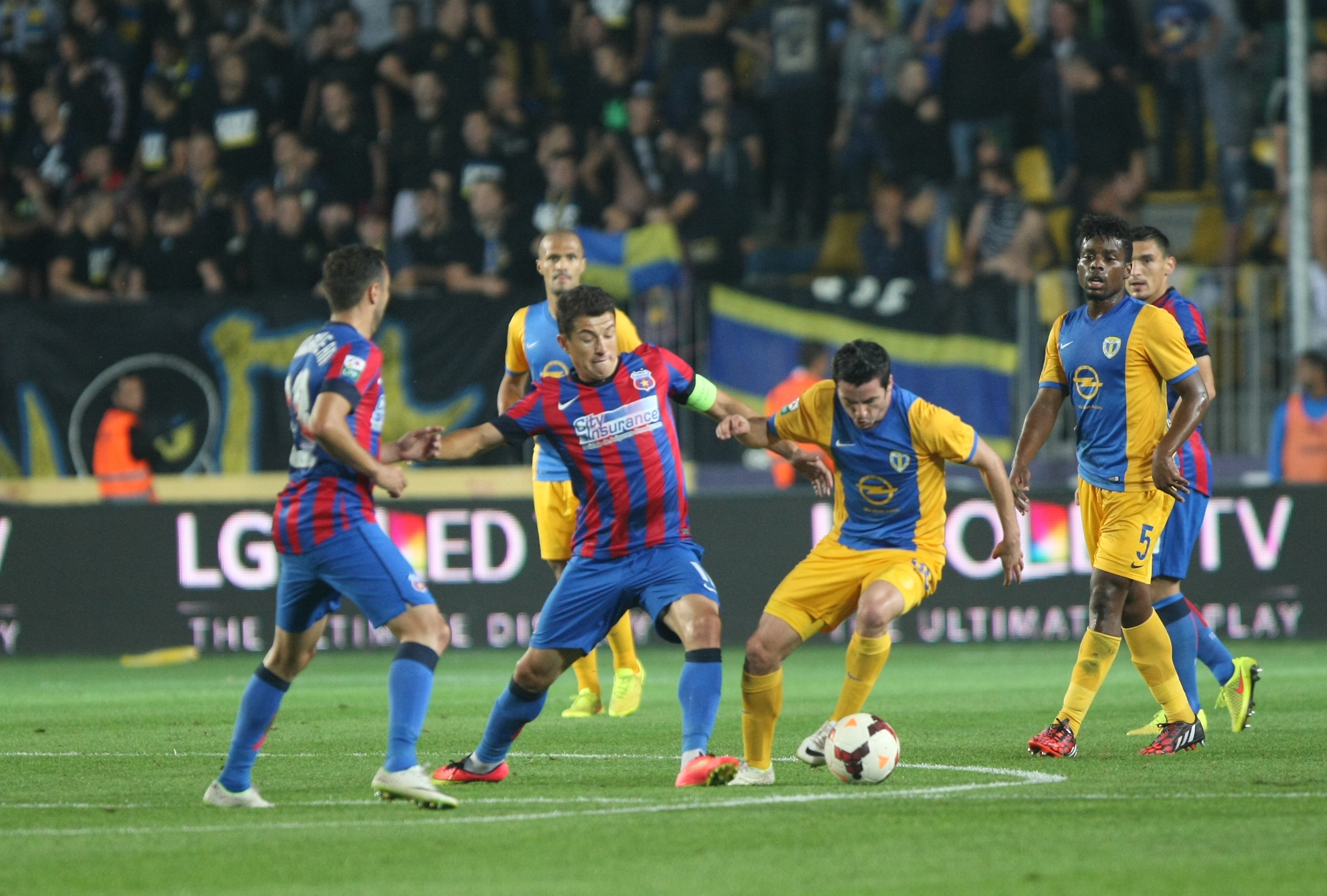 FOTO&VIDEO / Petrolul - Steaua 2-3. Meci senzaţional pe ”Ilie Oană”