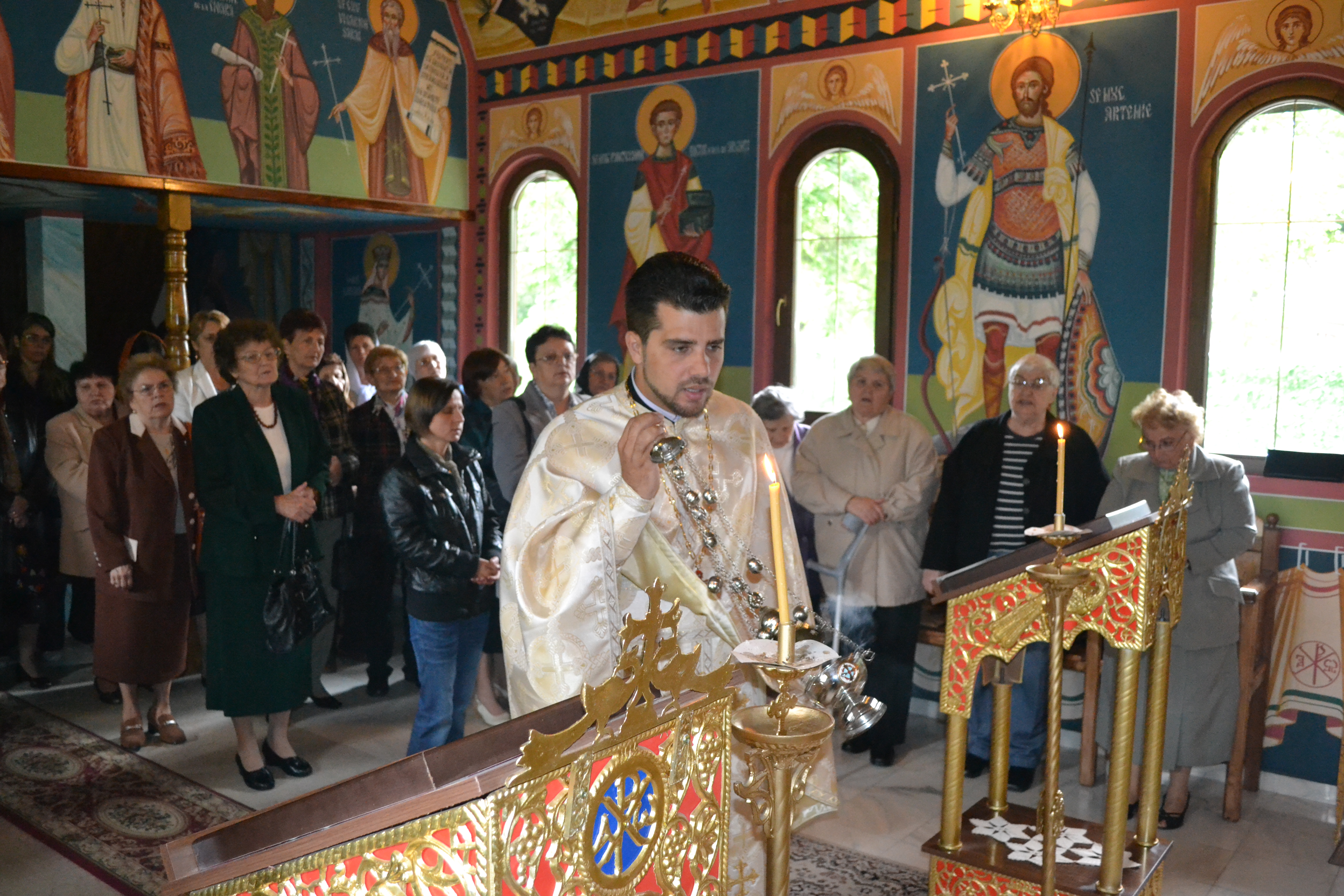 EXCLUSIV/Omul cu două fețe. Preotul-polițist Bogdan Nițu are Biblia într-o mână și Codul Penal în alta - FOTO
