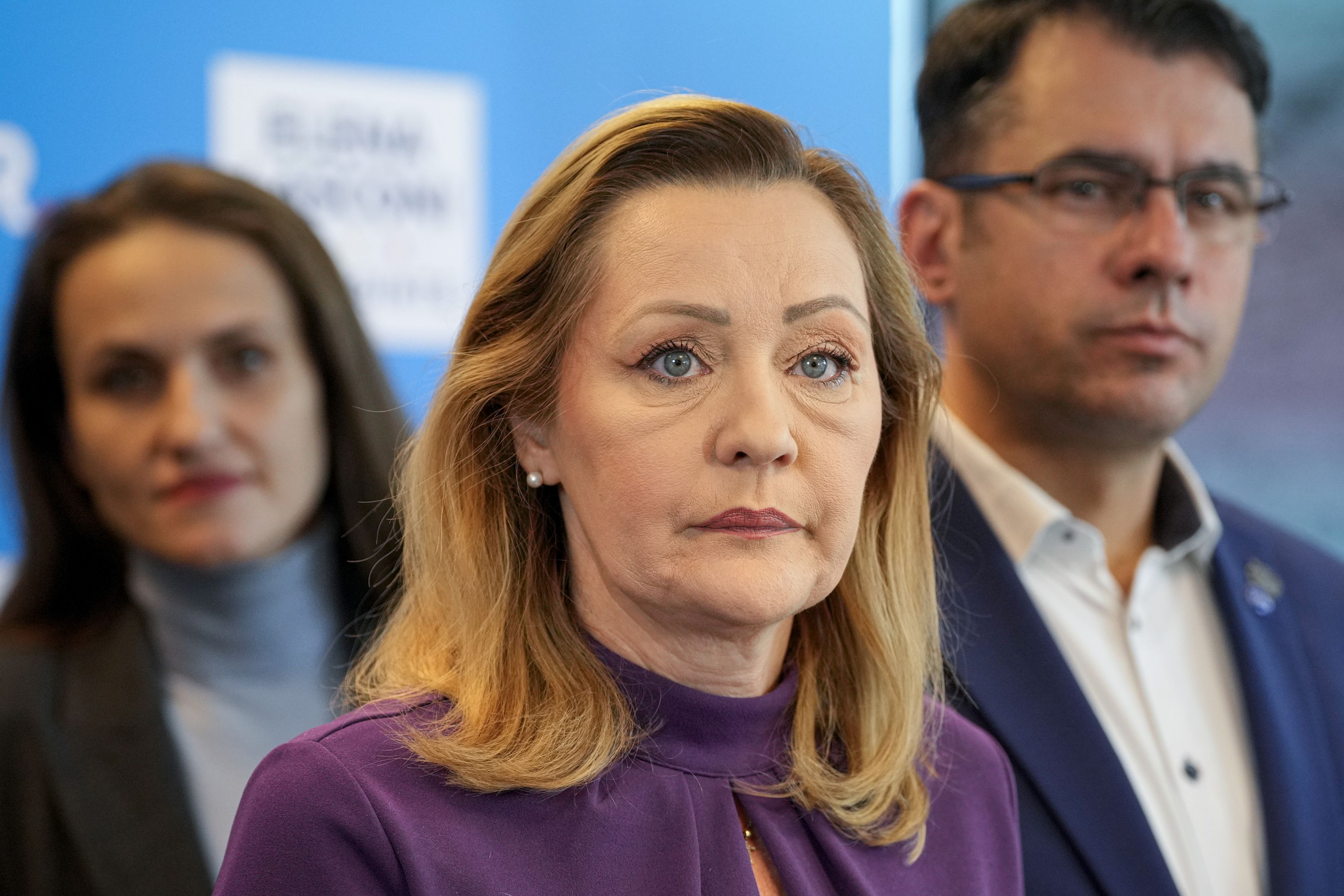 Imagini de arhivă cu Elena Lasconi. Cum arăta înaintea anilor 2000, când era corespondent PRO TV