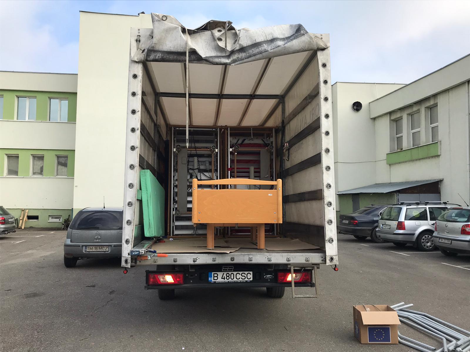 13 paturi de la un azil de bătrâni din Austria au ajuns la bolnavii de Covid din Timișoara. ”Sunt vechi, dar sunt foarte bune”