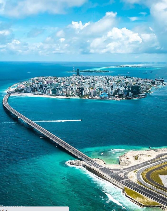 “Orașul speranței” din Oceanul Indian. Amenințate de creșterea nivelului apelor, Maldive construiesc o nouă insulă pentru locuitorii săi