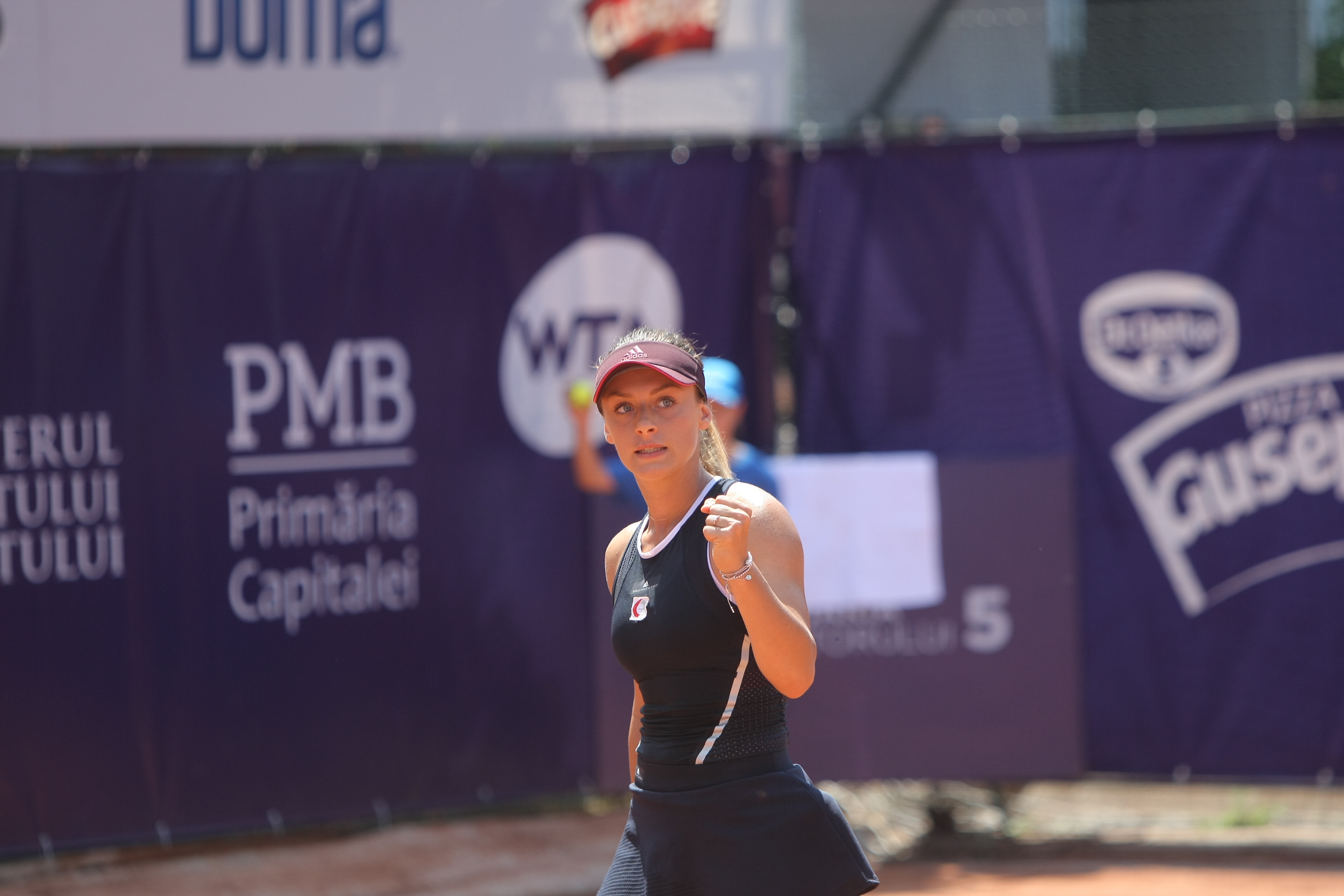 BRD Bucharest Open, ziua a doua. Cîrstea, învinsă de Ana Bogdan. Imagini de la meciul zilei. Begu, Ruse și Dulgheru merg mai departe / GALERIE FOTO