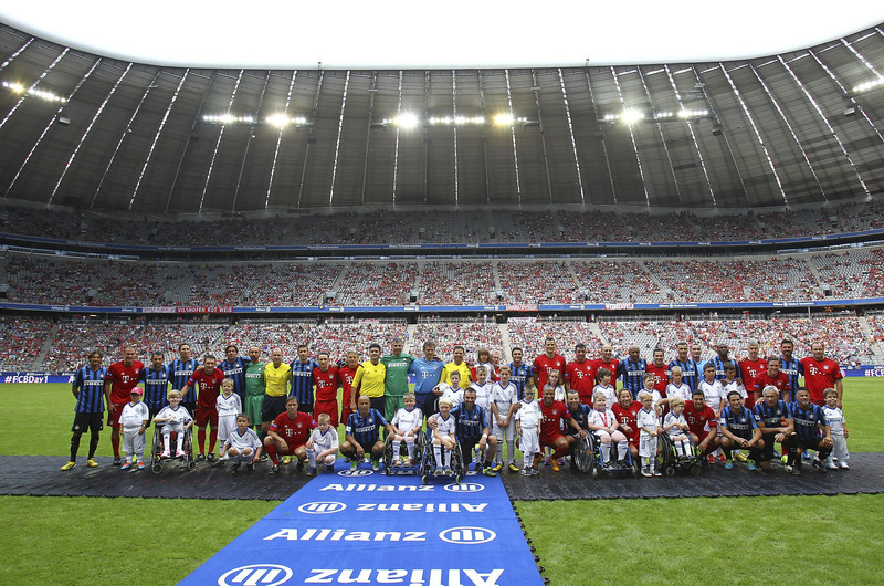 Cristi Chivu a revenit cu succes pe gazon, în demonstrativul Inter Forever - Bayern All Stars / GALERIE FOTO&VIDEO