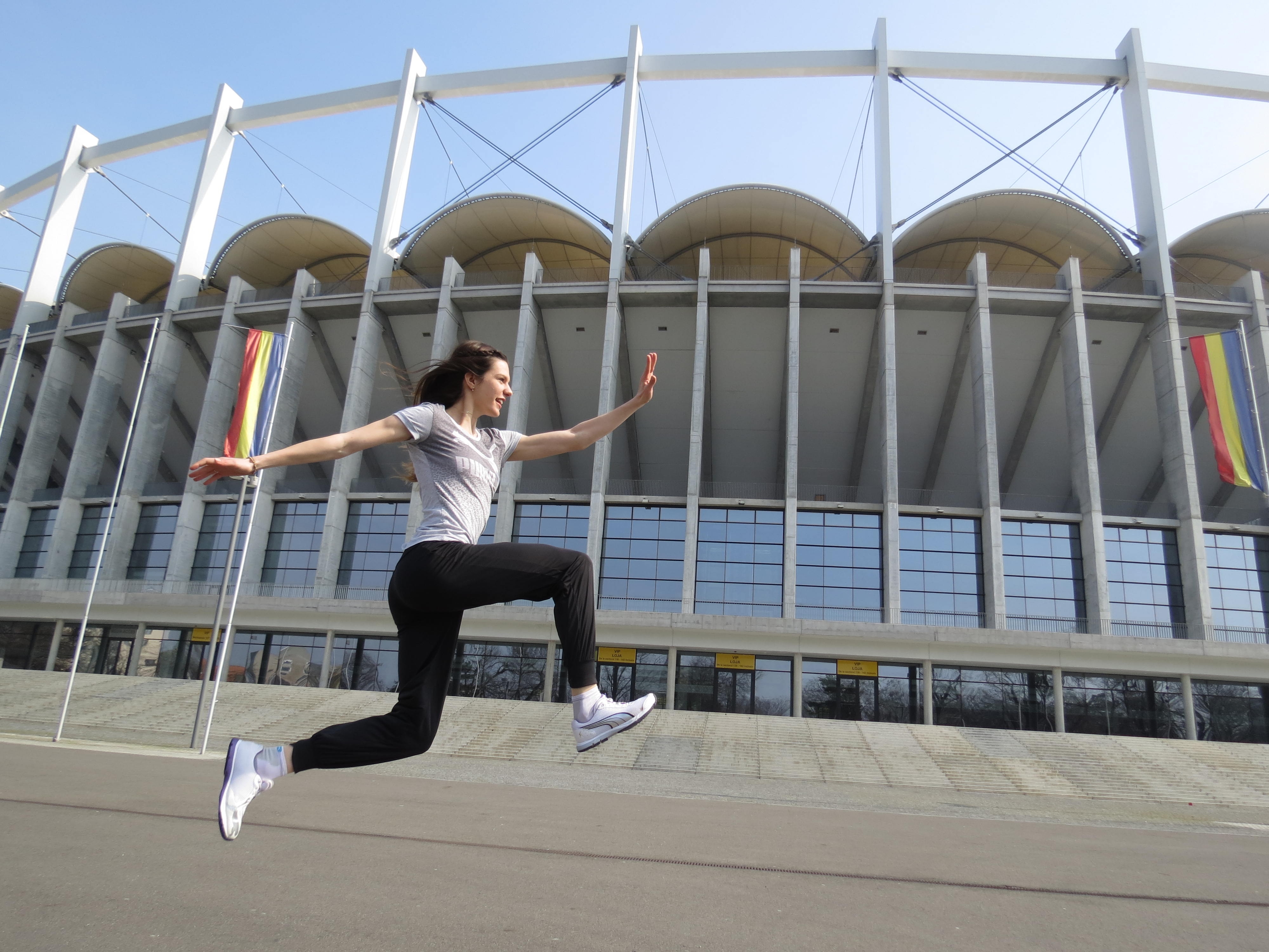 Alina, atleta care îţi alină privirea. Ea e cea mai frumoasă stelistă / GALERIE FOTO&VIDEO