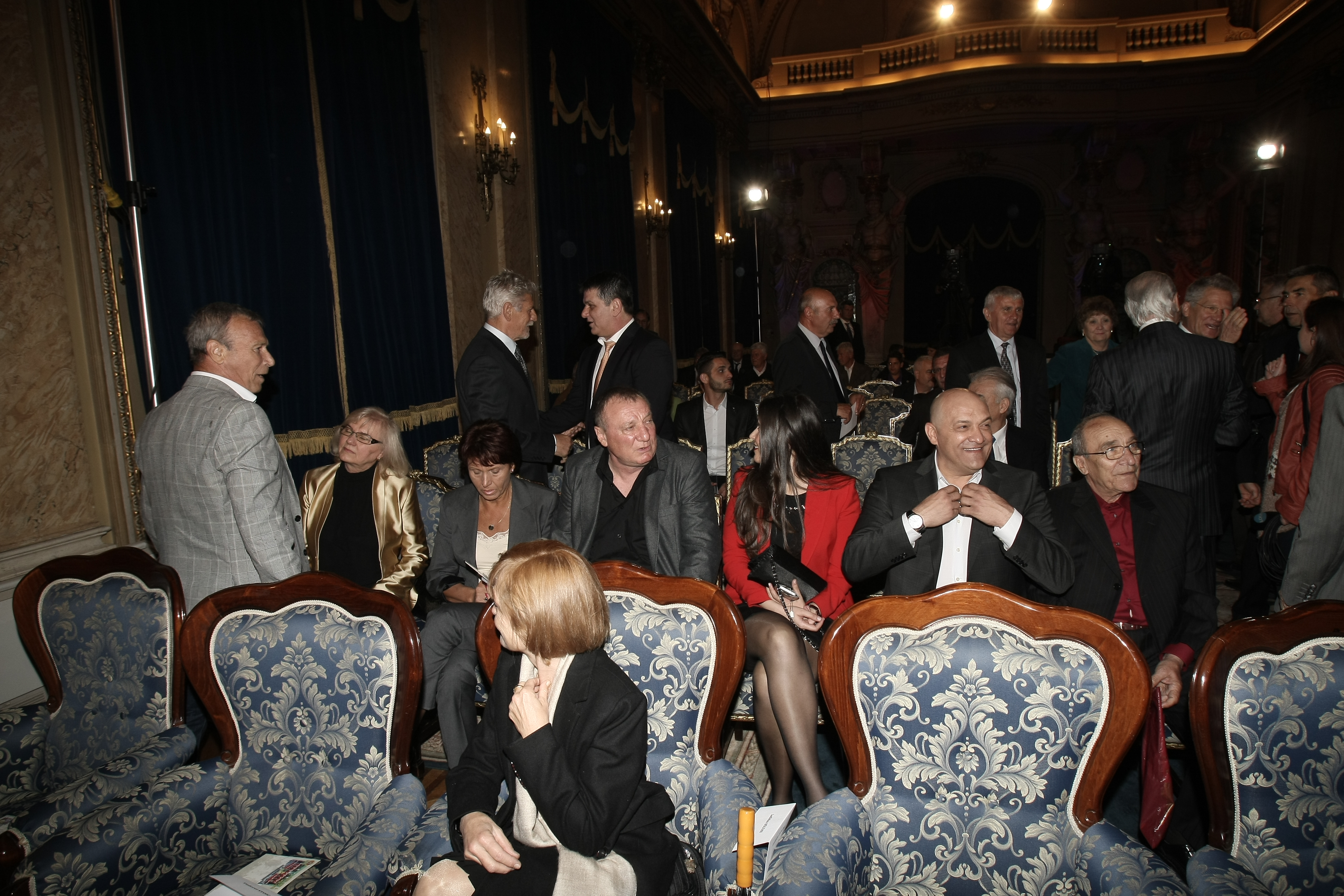 Eroii de la Sevilla au fost premiați de CSA Steaua, cu ocazia împlinirii a 30 de ani de la câștigarea CCE / FOTO și VIDEO