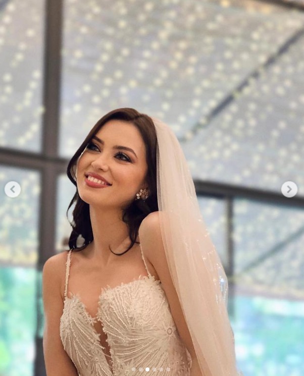 Imagini cu Anca Dumitra în luna de miere. Cu ce destinație a surprins-o soțul austriac pe actrița din „Las Fierbinți”