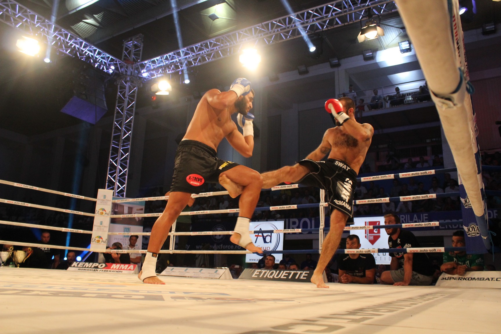 GALERIE FOTO / SUPERKOMBAT CONSTANȚA: Moroșanu a dat de pământ cu colosul din Kavala!