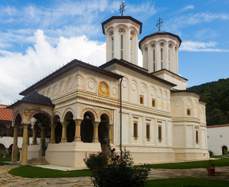 Mănăstiri din România - Top 25 cele mai frumoase mănăstiri din țara noastră