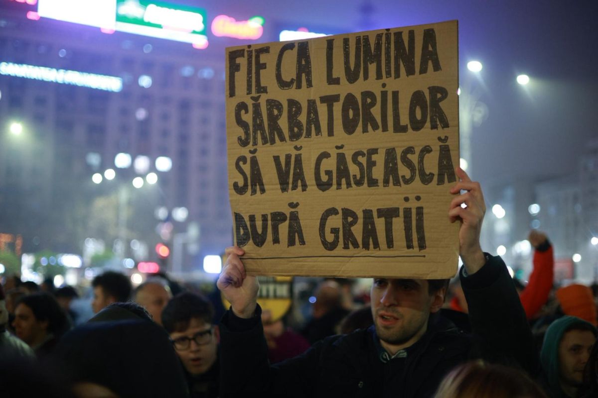 Generația Z, printre cei 4.000 de oameni prezenți în București la protestul pentru reformă în Justiție