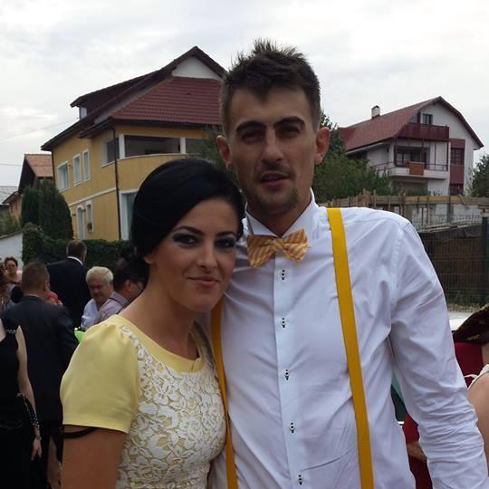 Claudia, fosta iubită a lui Marian Cozma, și-a refăcut frumos viața. ^Are doi copii, tot cu un handbalist. FOTO cu Marian și Relu Druțu împreună. Imagini cu noua familie a încercatei femei