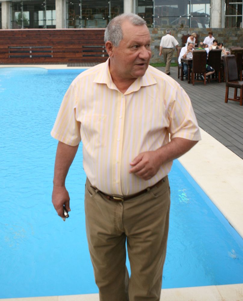 Cristian Țânțăreanu începe construcția unui bloc de 9 milioane de euro. „Nu pot sta degeaba, deși am 80 de ani”
