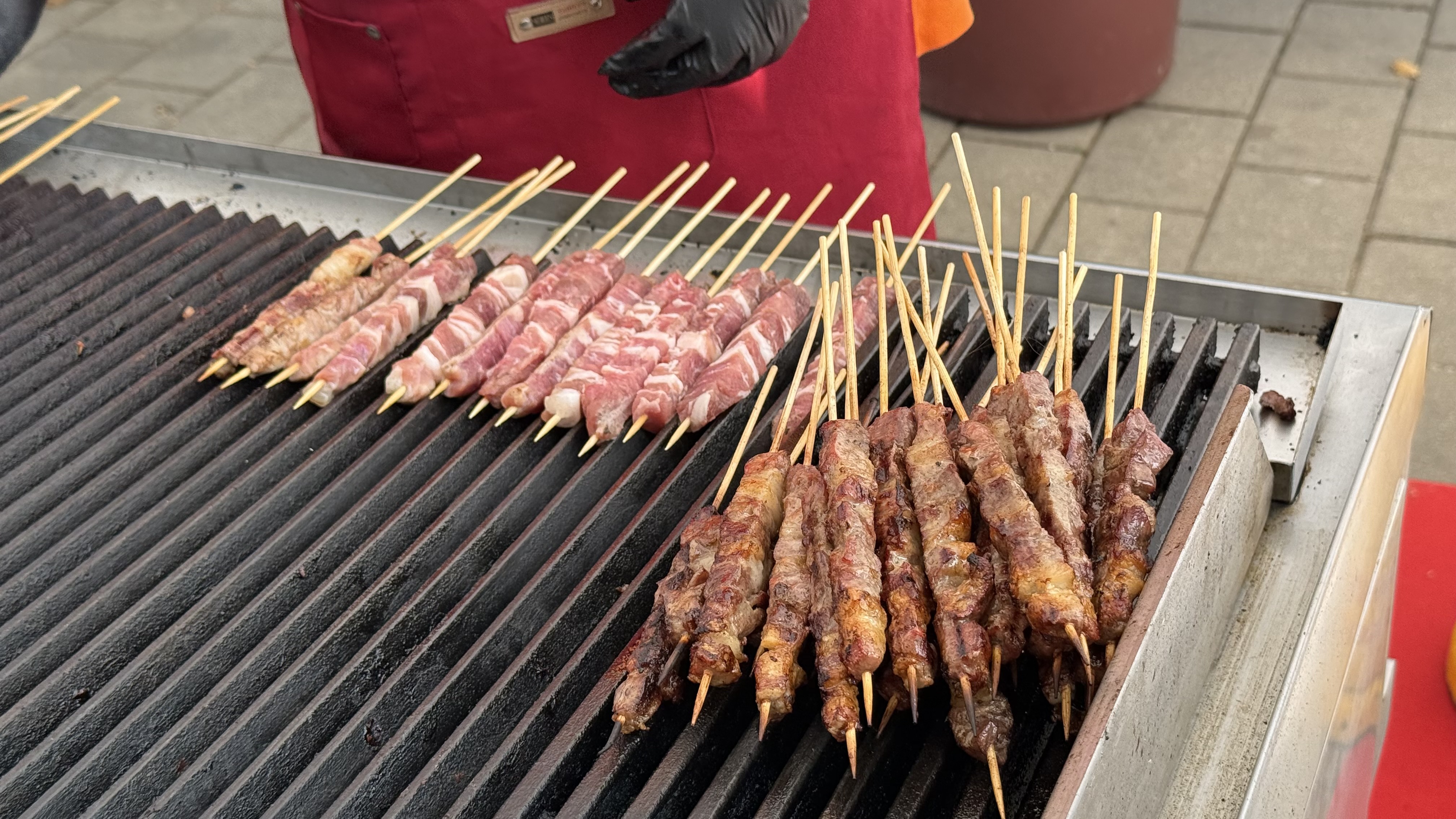 Cât costă șuberekul și kebabul la Festivalul Turcesc de la Arena Națională. Baclavaua e la mare căutare