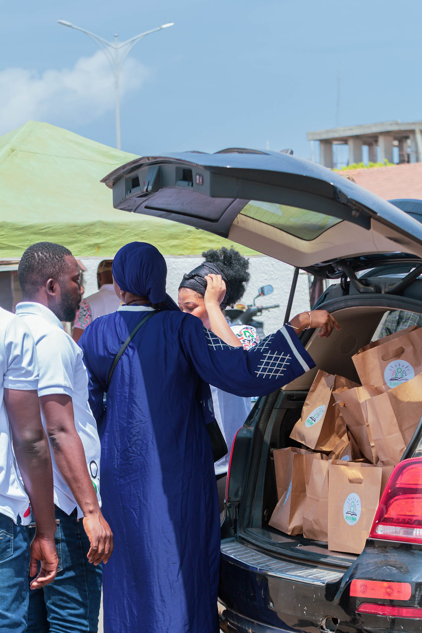 Alhaji Fawan Foundation spreads love and joy to kayayei sisters during Eid