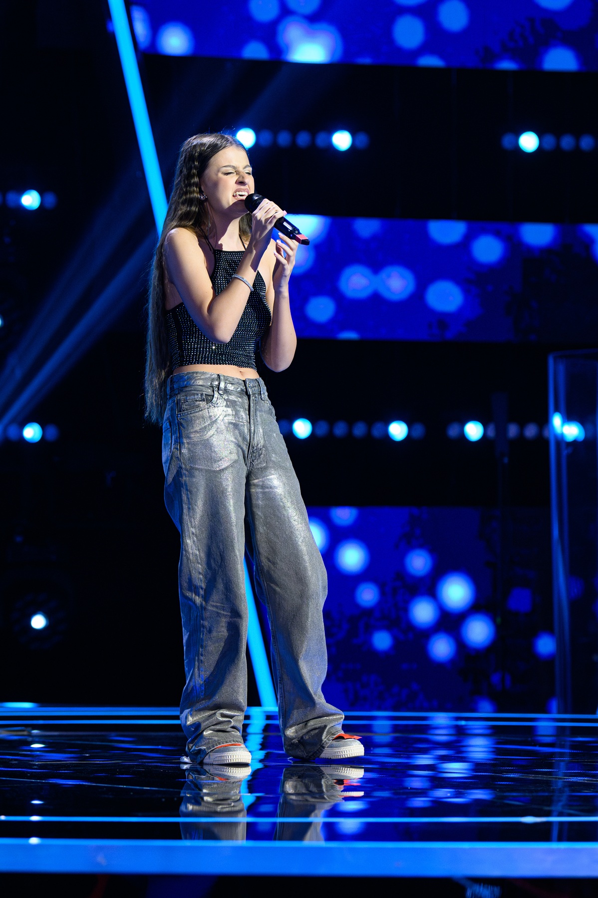 O parte din artiștii trupei Lala Band au urcat pe scena de la Vocea României 2025, în ediția de aseară. Pe cine au susținut! „Aici se taie emoția cu cuțitul”