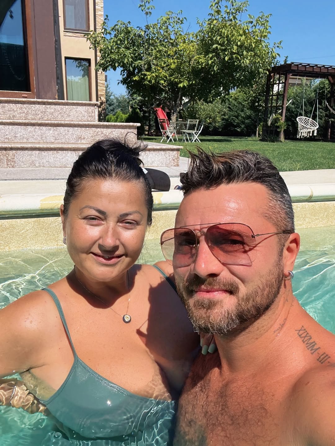 Ce au făcut Gabriela Cristea și Tavi Clonda în baie la Kanal D, la începutul relației lor. Au recunoscut în fața lui Cătălin Măruță